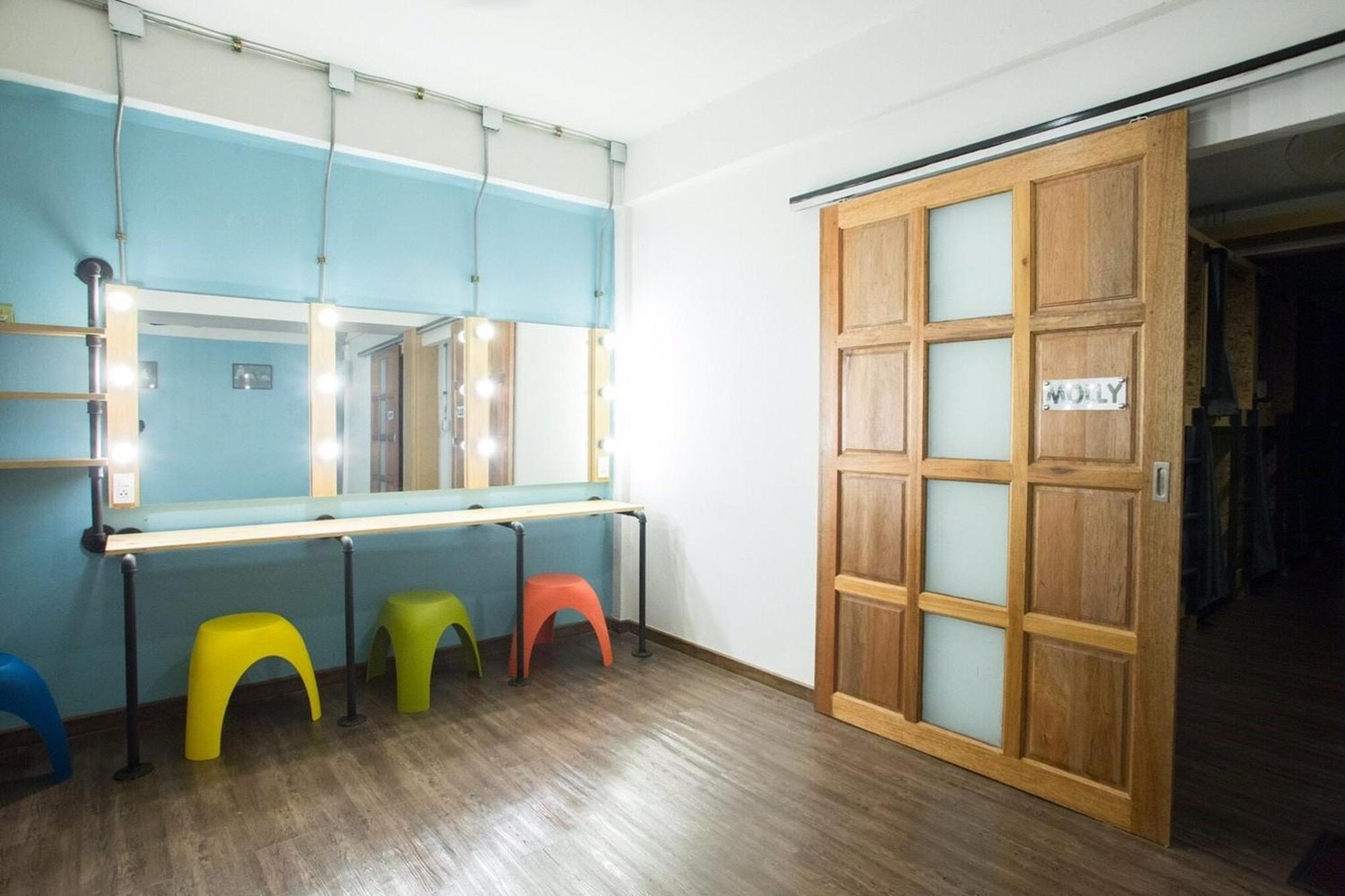 Vestique Hostel Τσιάνγκ Μάι Εξωτερικό φωτογραφία